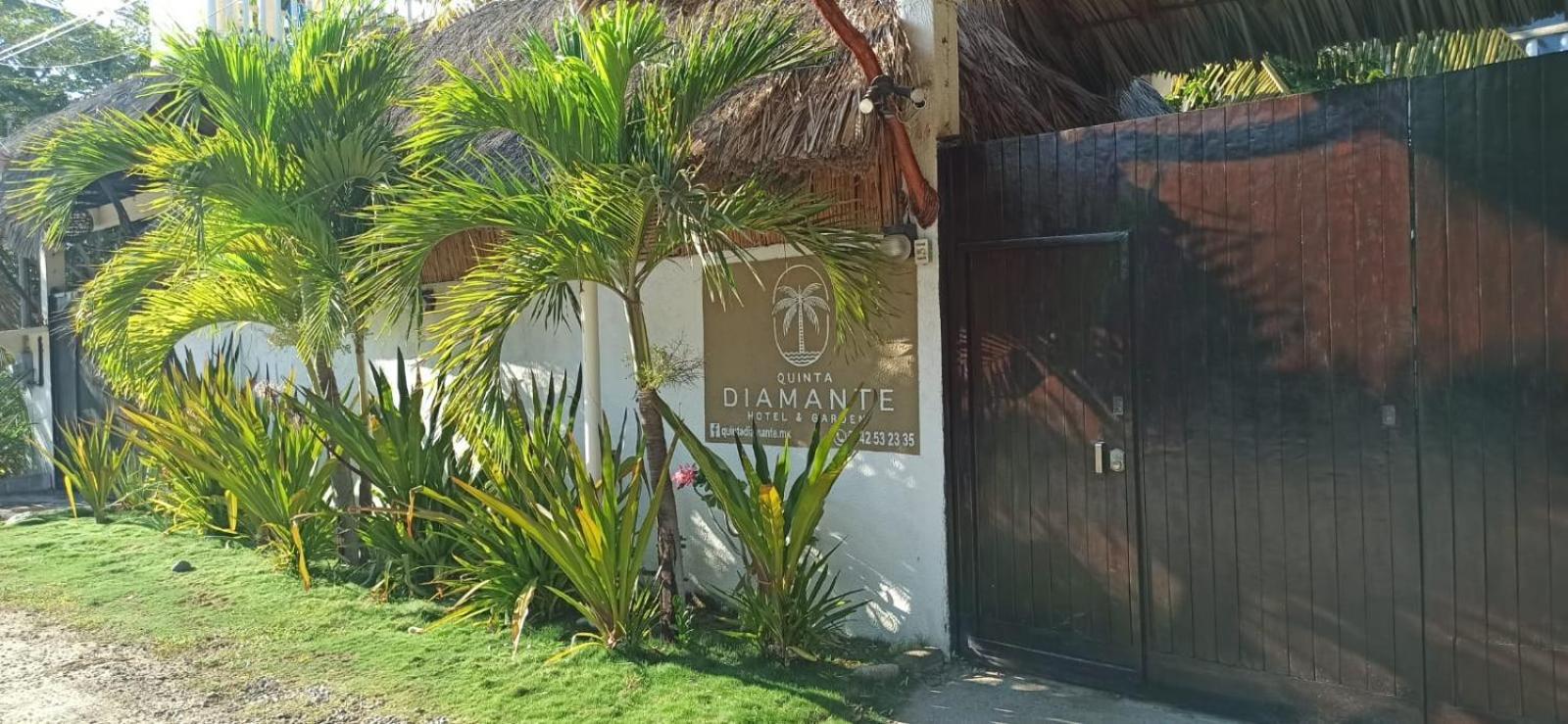 Quinta Diamante Hotel Barra Vieja Exteriör bild